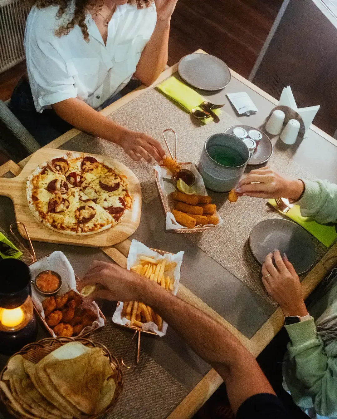 65ccb14e1e657db2bcf8e769_dinner-p-1080