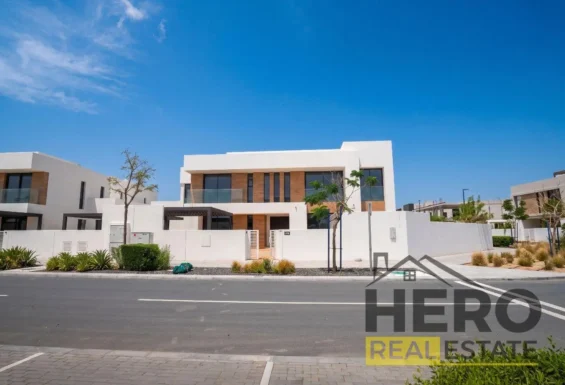 Luxurious 5 Bedroom Villa with Maids Room for Sale in The Dunes Saadiyat Reserve 1