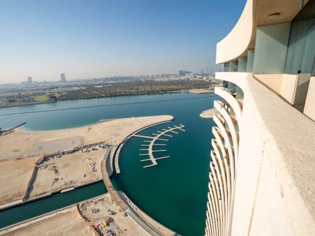 Elegant 3-Bedroom Apartment for Sale in Marina Bay by Damac, Najmat